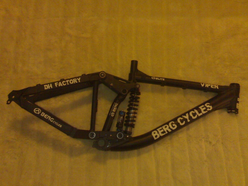 Stoked on the new frame \m/ -


- Black Beast