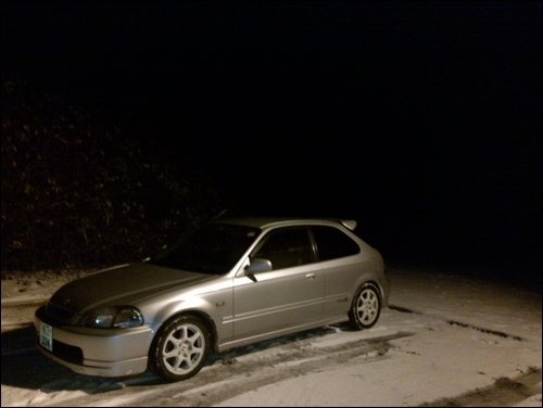 pic of the ek9 with some of the white stuff