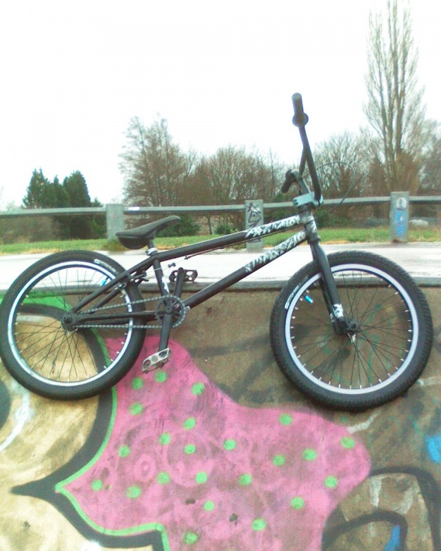 my sexy new bike at sprotborough skate park