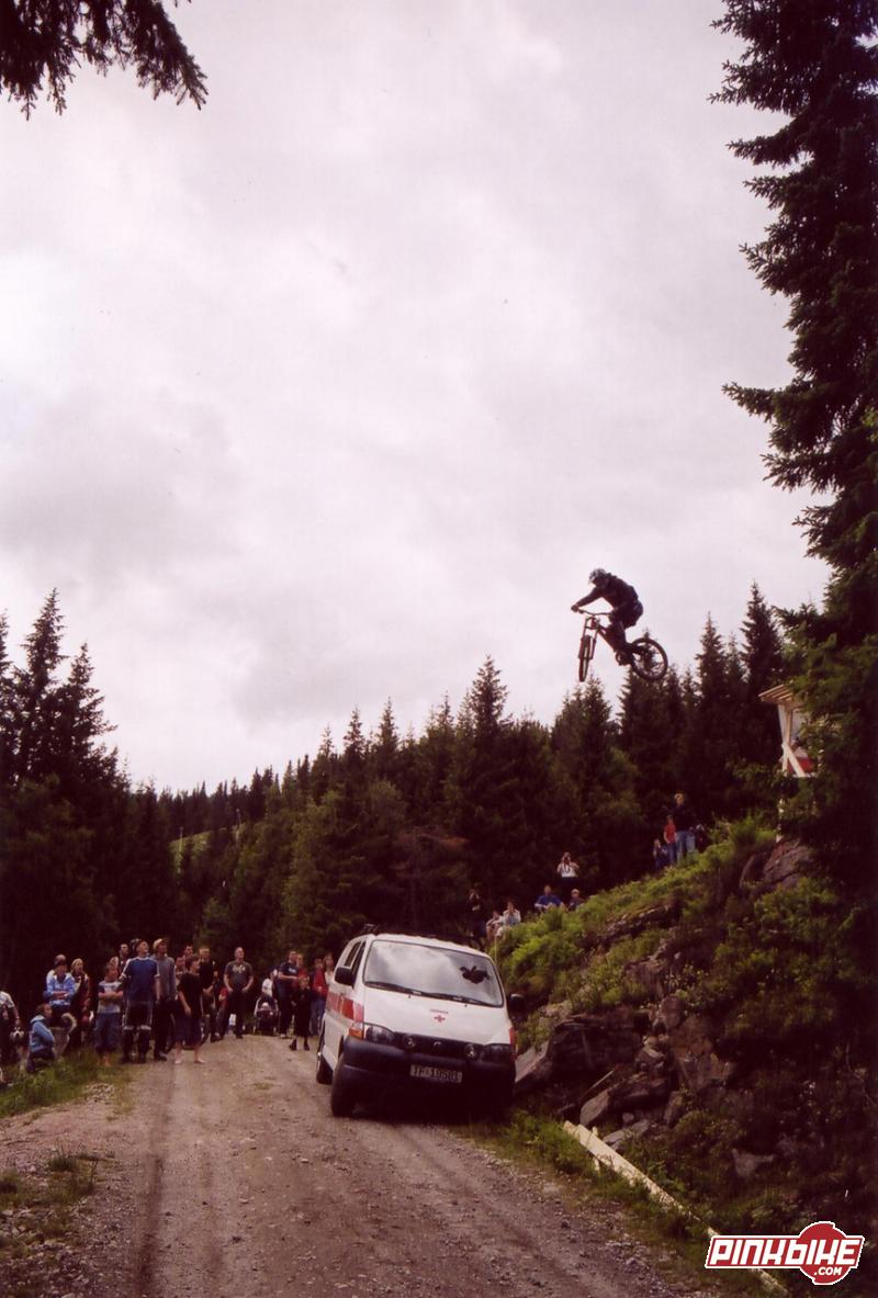 Picture of Pål tweaking it over the massive highspeed roadgap during the ExtremeSportsWeek 2004 in Voss.

For more info, visit:
ekstremsportveko.com

Photo: Martin Swanstrom