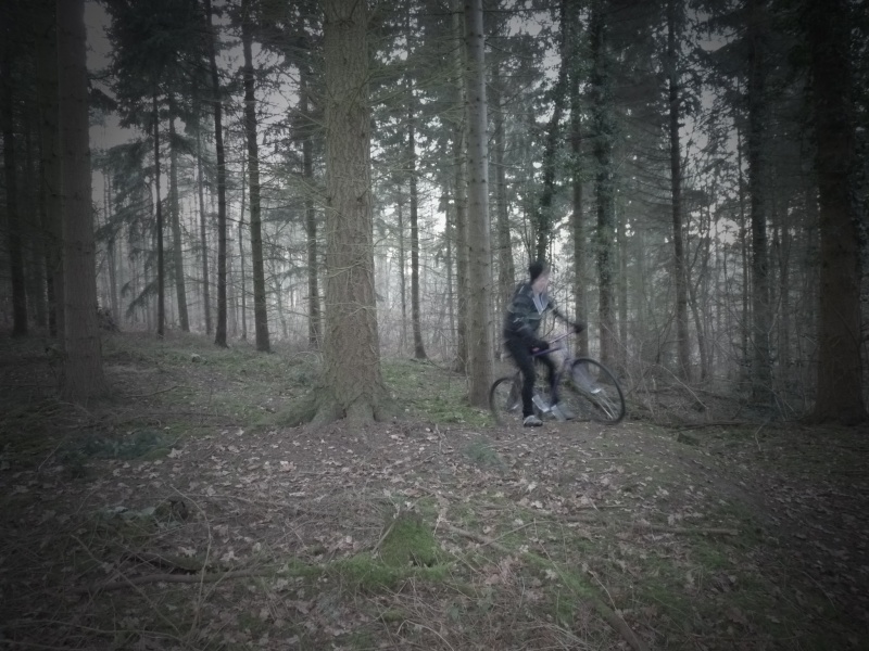 me out for some brakeless fixie offroading! lots of fun!