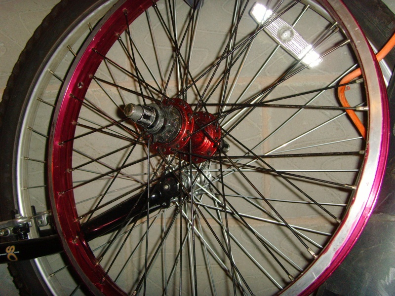 some body buy this wheel haha,, blank hub wirth profile driver, proper rim, black spokes. fiver for everything, 9t, 36h, 14mm.