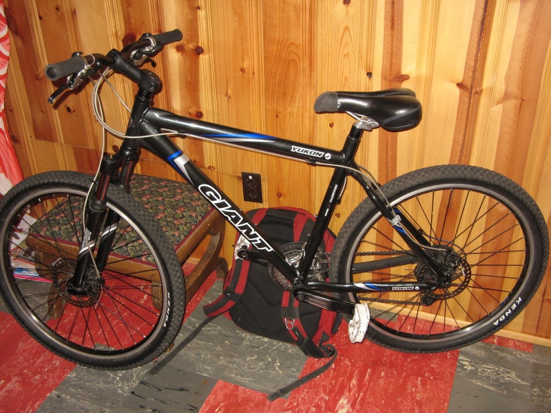 2005 Giant Yukon frame size 19 inches NEW PICS For Sale