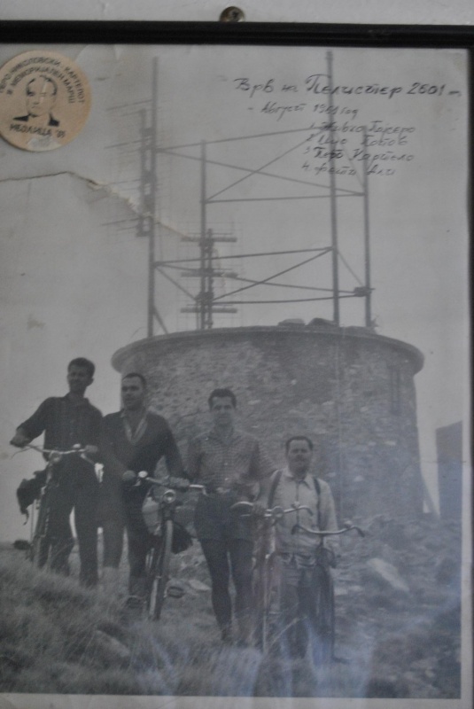 Pocetocite na mountbike vo Bitola
vrv Pelister(na antena)
avgust 1951