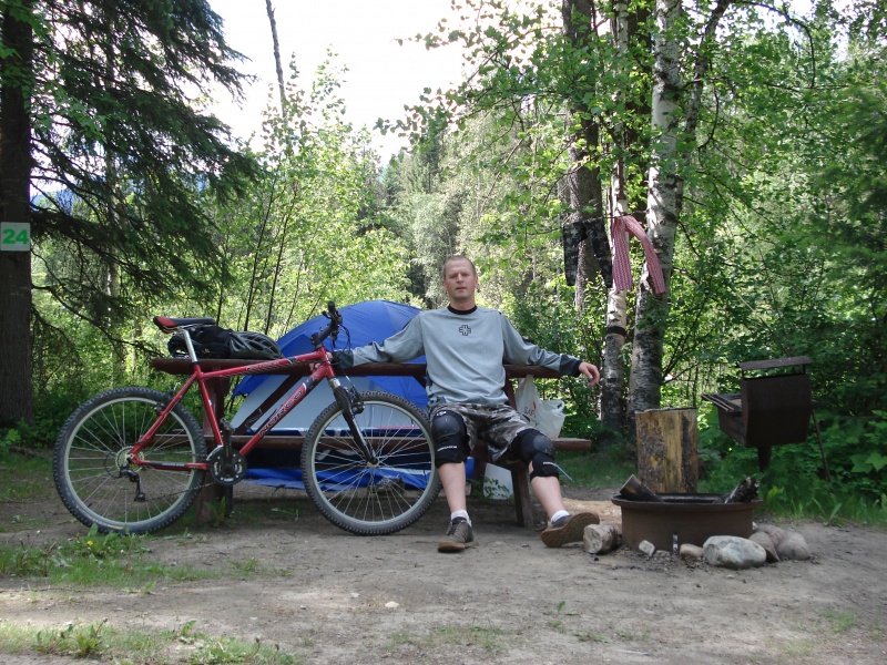Campsite and townie rental bike