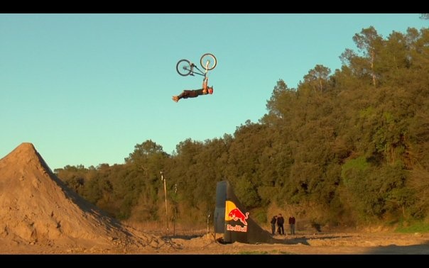 Not my photo but heres Andreu's 36ft superflip!!!