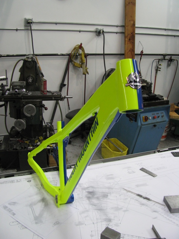 First looks at Dave Smutok's new 2011 Rocky Flow Prototype.