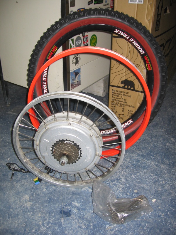 Crazy dude's new rear wheel for his project