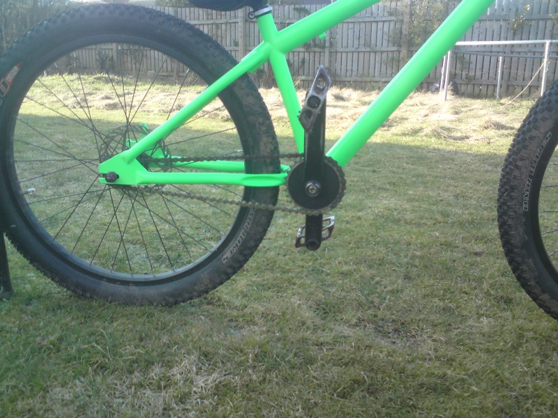 24seven built up, still need to add brakes, and im getting green pedals to match the frame and a white sprocket