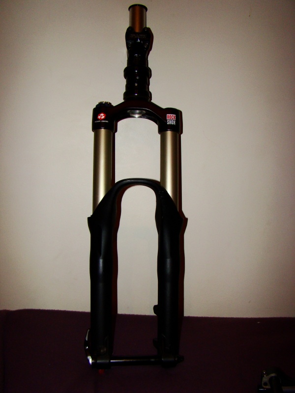 my new forks !! cant wait to get them on a frame !!!!