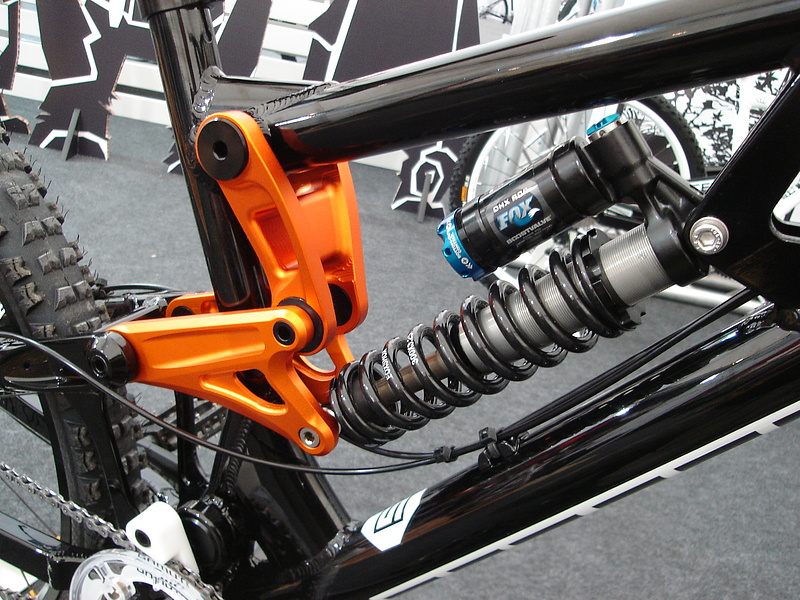 dh rear shock