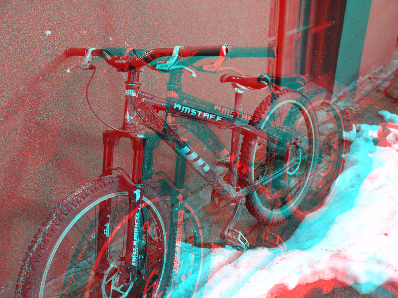 Anaglyph - bike photo (my Amstaff)

See it in 3d glasses :)