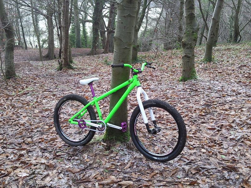 Fourche vtt pneumatique - Équipements vélos