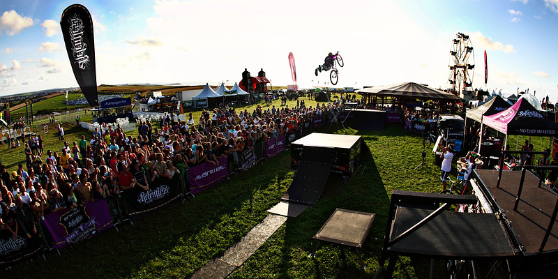 Superman Seat Grab at Relentless's amazing music/surf festival. You need to be there in 2010!! Photo by Robin Kitchin.