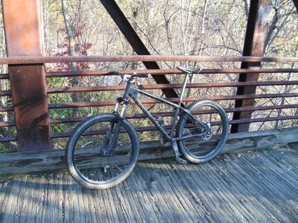 This is Jonny Doreys bike.  He went Missing in Richmond Virginia on 02/03/10 with this bike.

If you recognise this bike please contact the police immediately.  As therr is a large scale search currently going ahead

http://www.youtube.com/watch?v=vzMy4Q4T9N4

Thanks