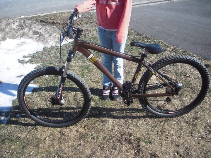 Devinci hucker 2025 mountain bike