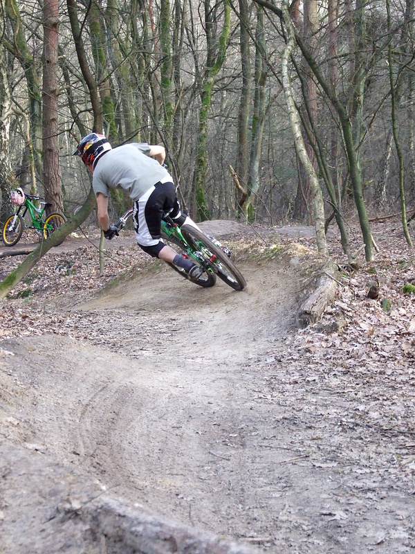 again a beautiful day at our local trails "plons". the weather was great and so were the trails! great riding :D