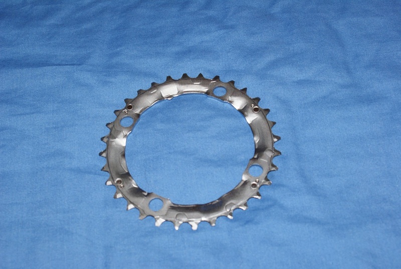 March 2010 clearout - 2010 Shimano Saint 32T chainring