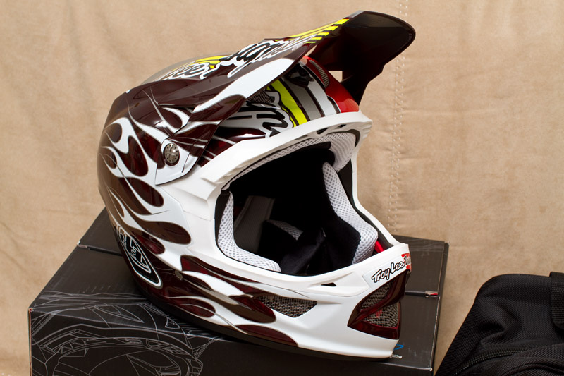 Zabora's new helmet, Troy Lee Designs D3 Flame red, TLD