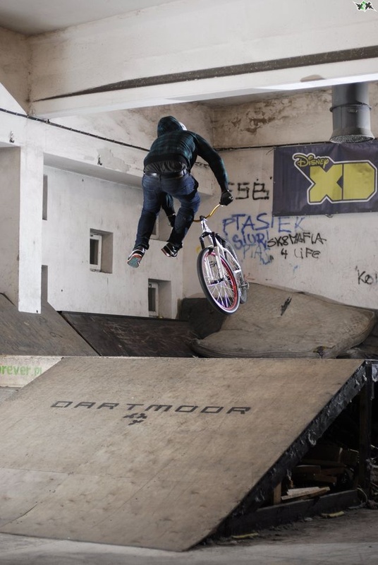 tailwhip from bank