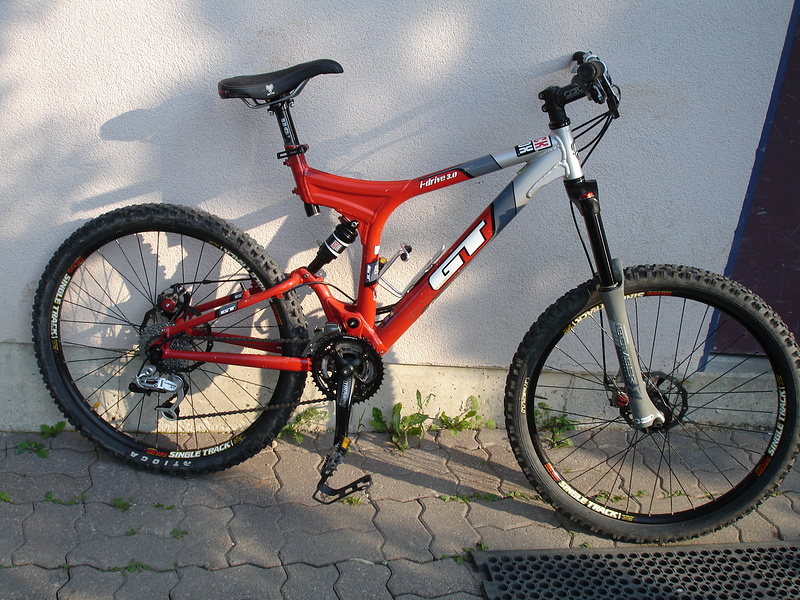 gt mountain bike i drive 3.0