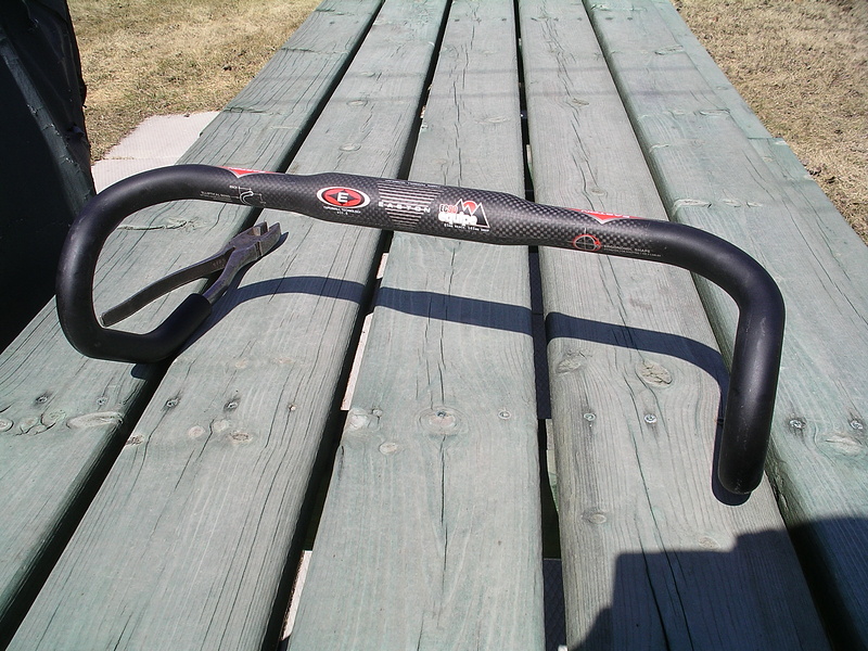Easton EC90 Equipe carbon fiber handlebars 44cm For Sale