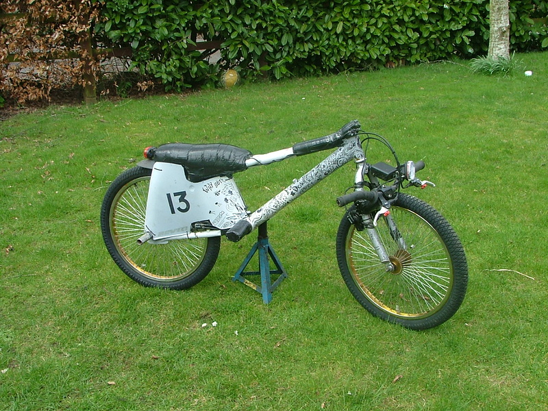 27 inch road bike