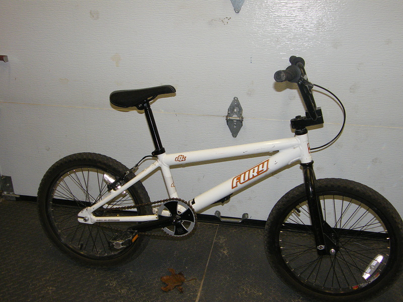 dk fury bmx