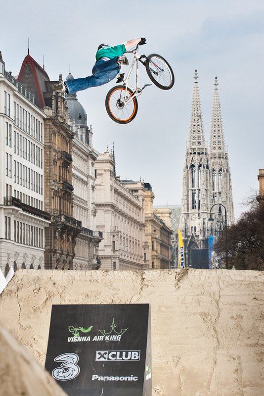 Dirt jump weekend in Vienna.
dartmoor-bikes.com