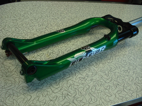The first pictures of the 2011 Marzocchi
GREEN 4X