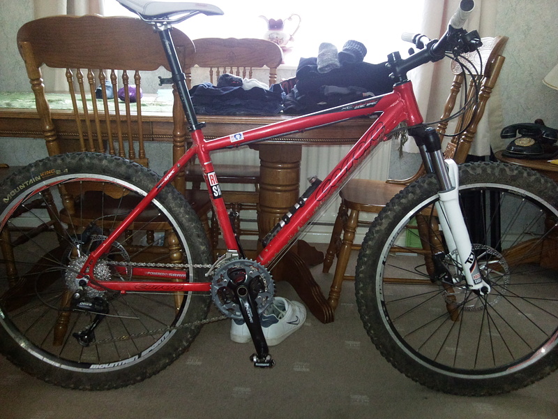 My Vulcan with its latest new parts, M590 HT II chainset in black, black M520 spd's, SRAM 971 chain,shimano HG61 9 speed cassette. My next upgrade im planning is some new wheels hopefully this month (hopefully...)