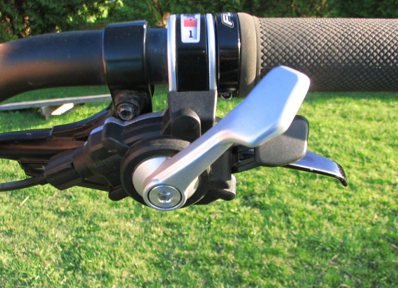 sram x-7 pods with a x-5 derailleur and FUNN grips