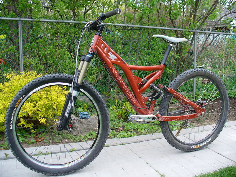 2005 Norco 4by w/ Fox Float R shock. Great condition frame, no dents only light paint chips.