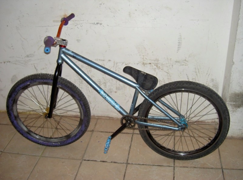 Capital 2010 limited krawiec edition --- 10,9 kg   358mm   chainstay :)