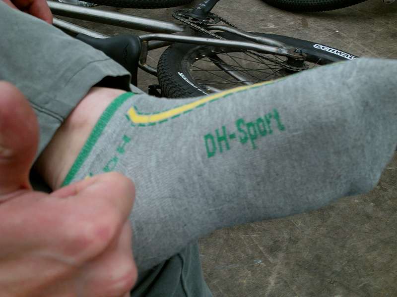 DH- hardcore Downhill socks :) BONUS +5pts SPEED, +7pts FLY TIME+ 10pts STYLE...