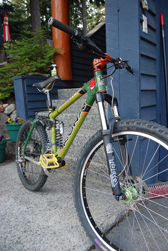 2000 KONA Stinky Dee-Lux GREAT condition SMALL frame For Sale