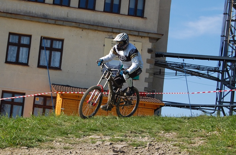 Diverse downhill cup