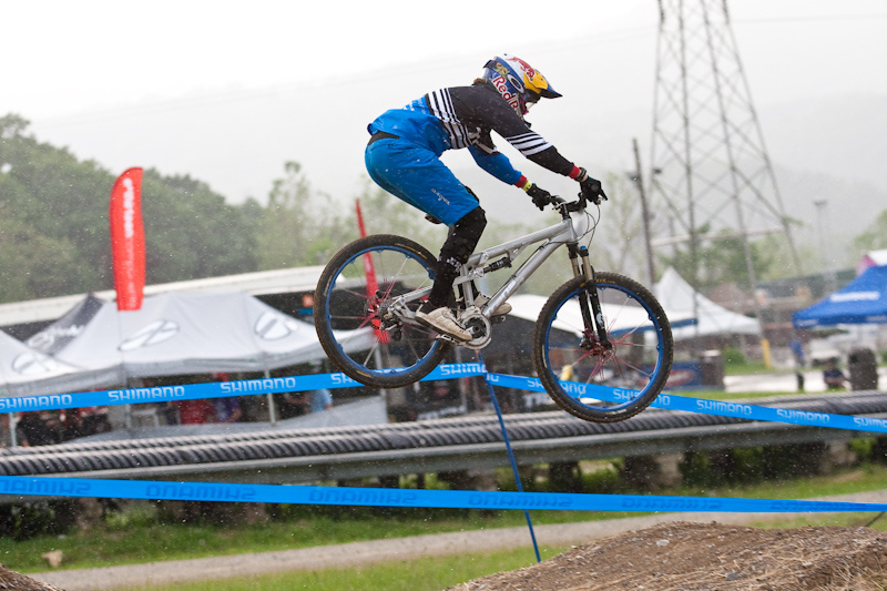 Jill Kintner doing her first GS run in the rain