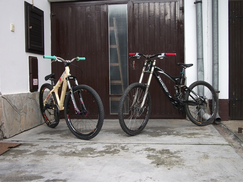 my 2 bikes Altrix vs. Specialized