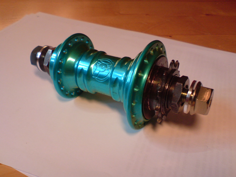 Hollowed and femaled Profile axle + B6 ti bolts