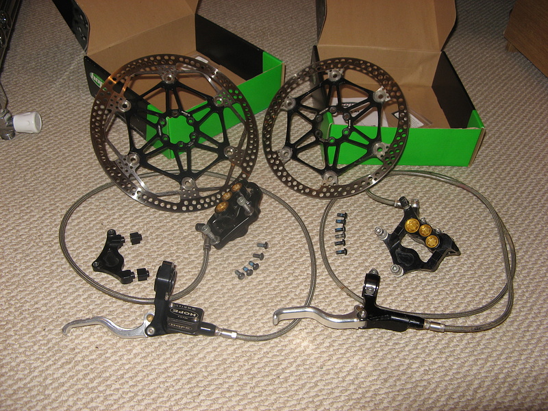 Hope Mono 6-Ti's for sale
-225mm front, Fox 40 and IS Mount inc, 
-205mm rear, IS Mount
Braided Hoses
£160 plus postage