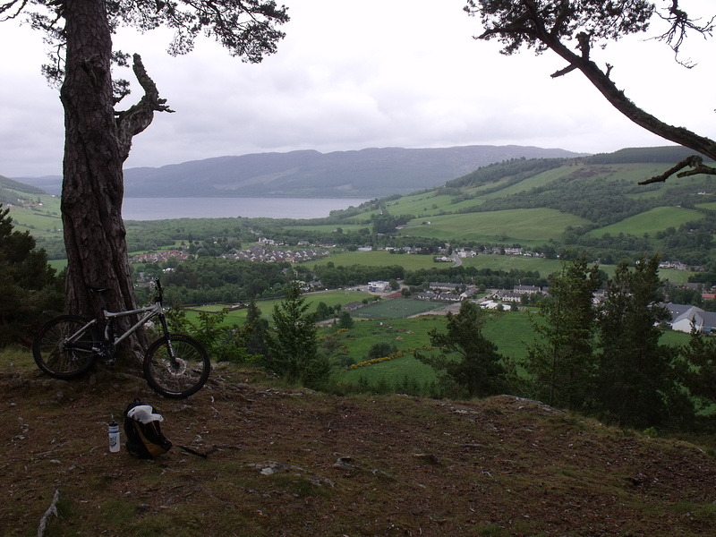 Loch Ness &amp; Drumnadrochit from top of Caigmonie 4 km into an 18km loop