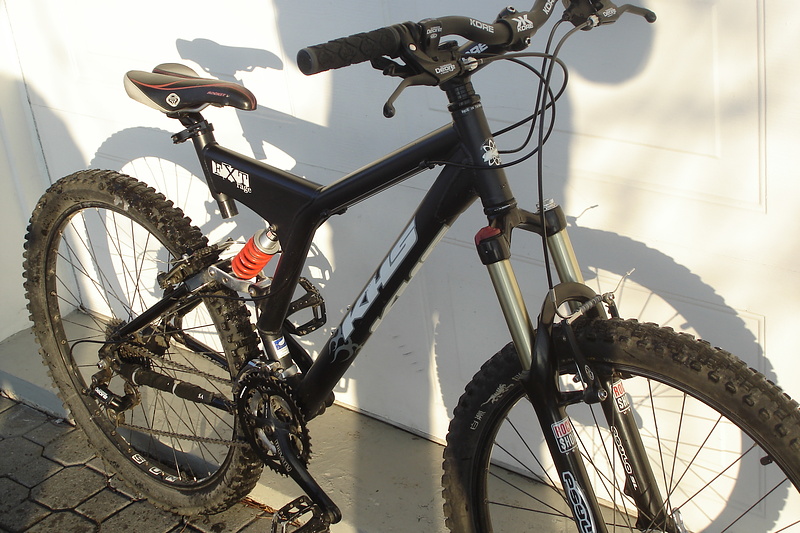 Khs fxt outlet mountain bike