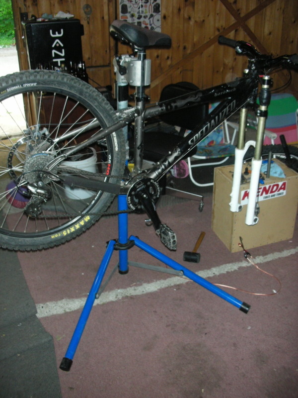 velomann bike repair stand