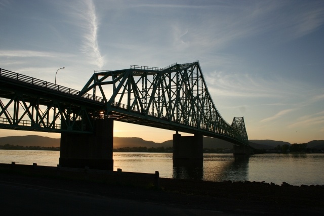 Bridge to Quebec