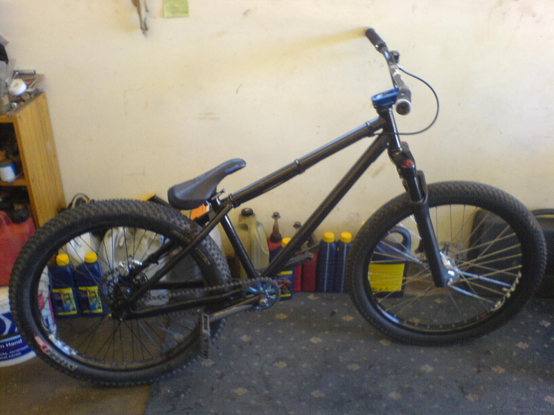 Bike with new front forks/ No front brake and a clean up :)