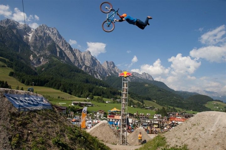 Niki Leitner - photo by Ale Di Lullo