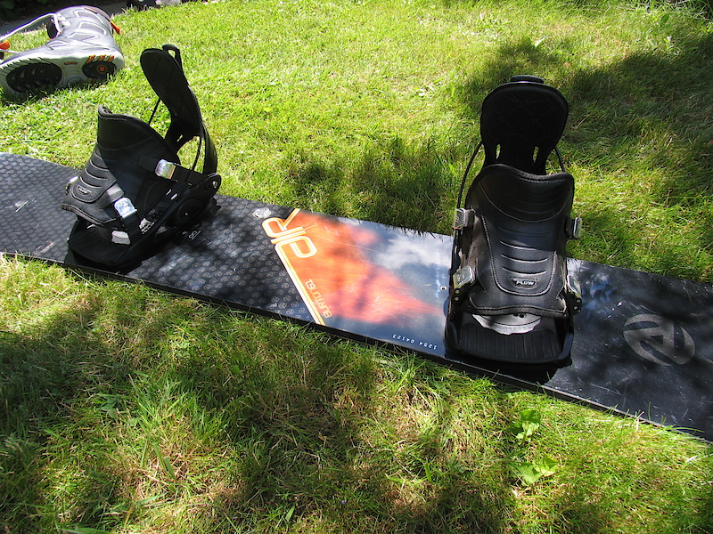 2006 Burton Air 161cm with Boots + Flow bindings! For Sale