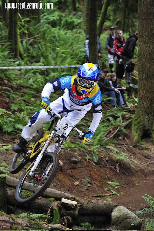 Tyler Gorz pinning off the jump
