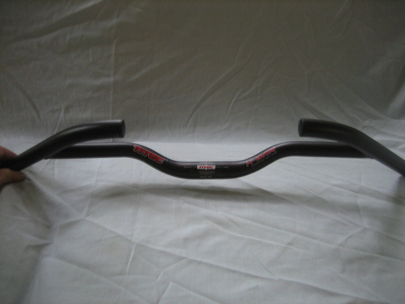 Titec/Jones HBar 25.4, 40mm rise, 660mm wide. For Sale